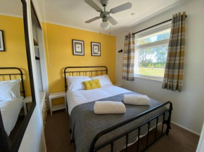East Coast Chalets, Bee’s Knees @ California Sands